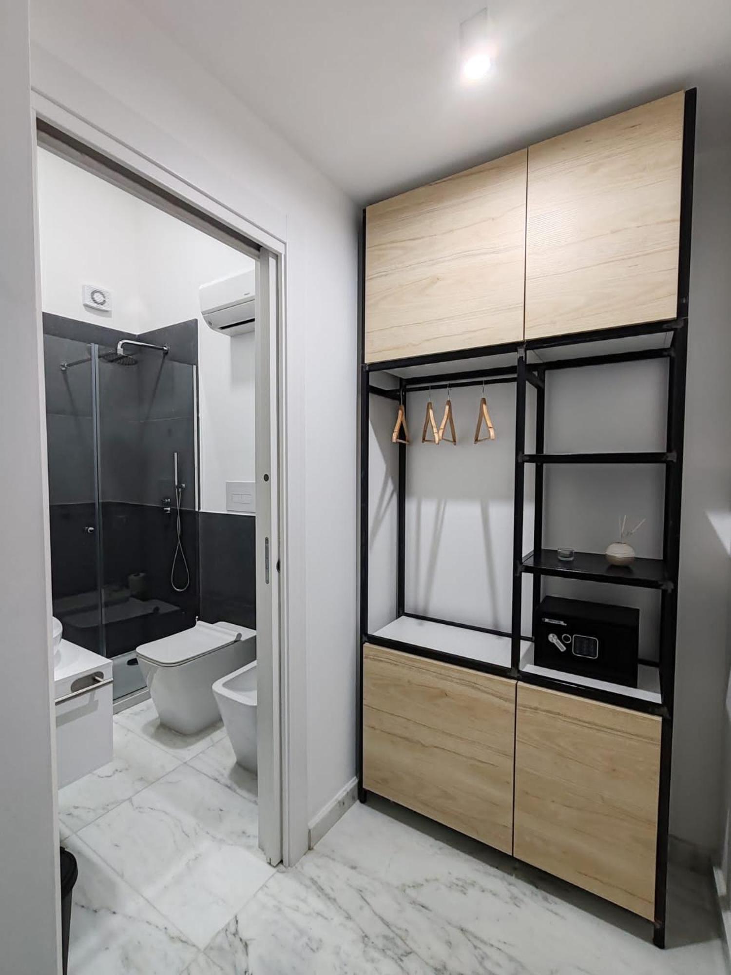 Lily Apartments Палермо Экстерьер фото