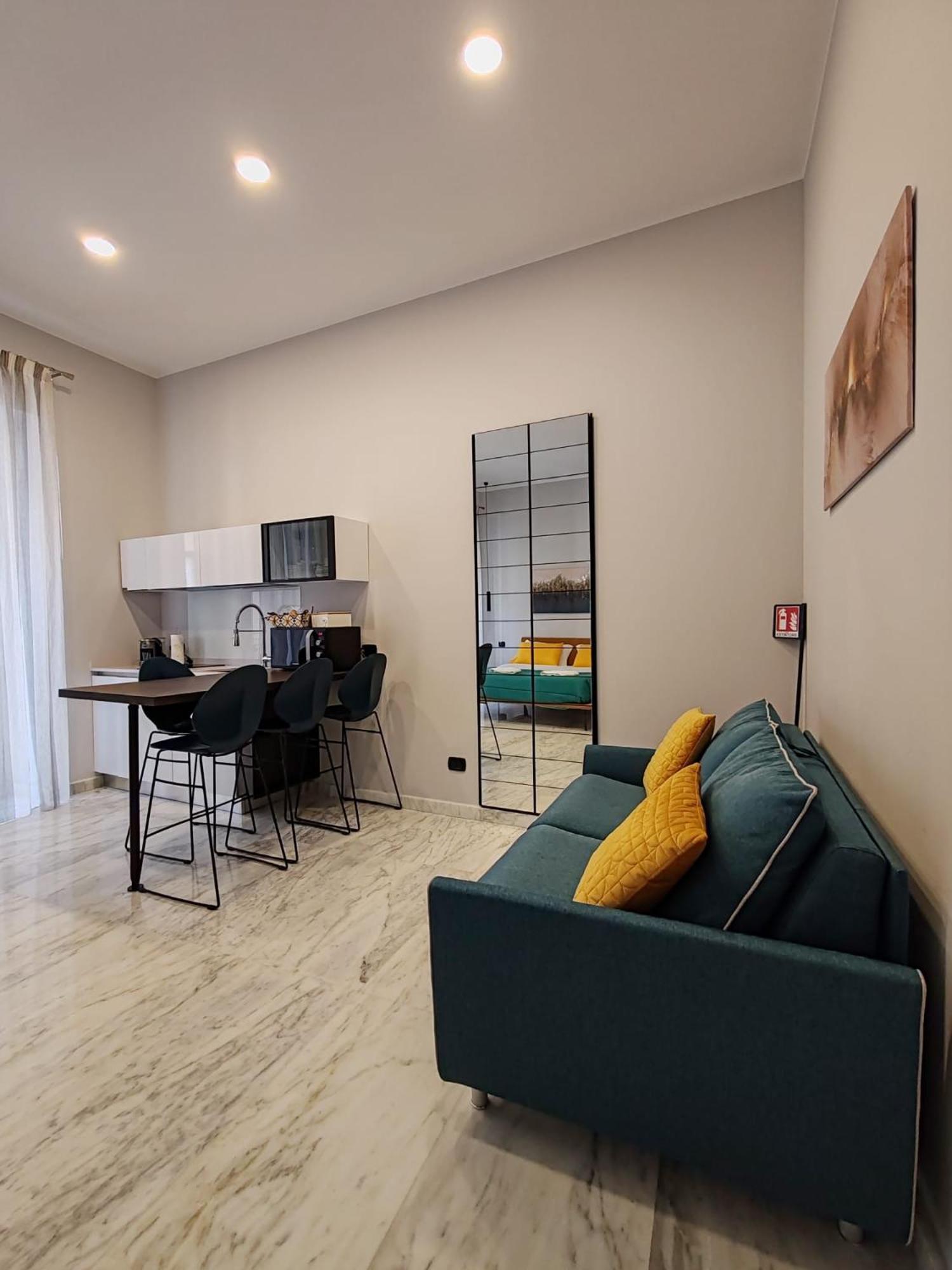 Lily Apartments Палермо Экстерьер фото