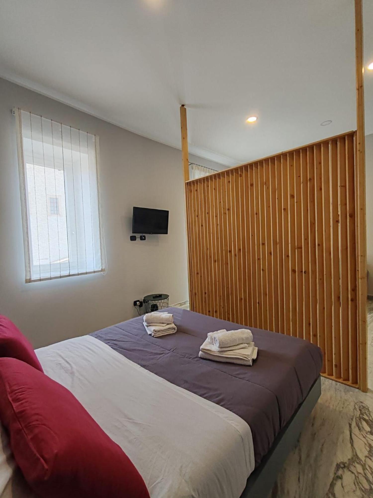 Lily Apartments Палермо Экстерьер фото